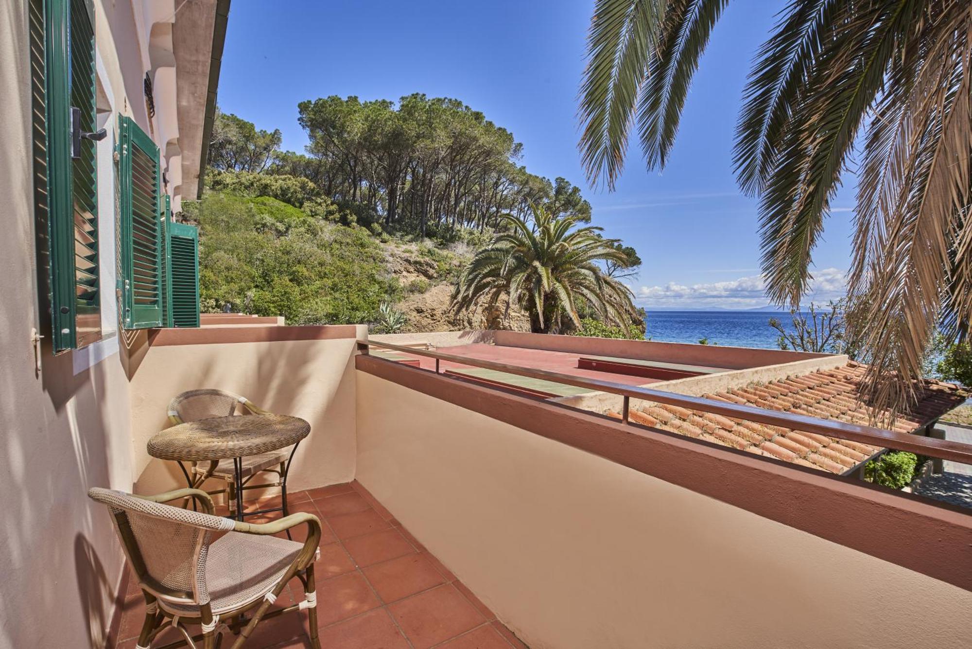 Hotel Villa Rodriguez Capoliveri  Exterior photo